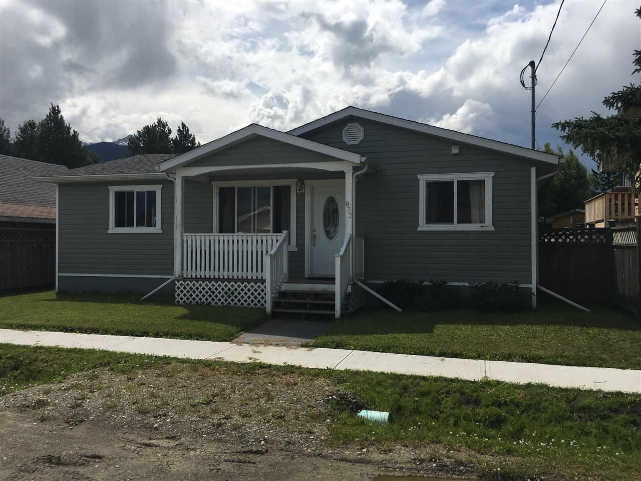 833 3RD AVENUE, mcbride, British Columbia